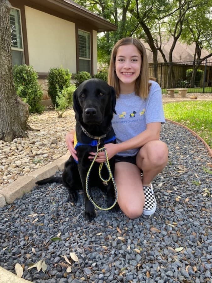 Georgetown's Mia Federico, 14, training a puppy to become a service animal