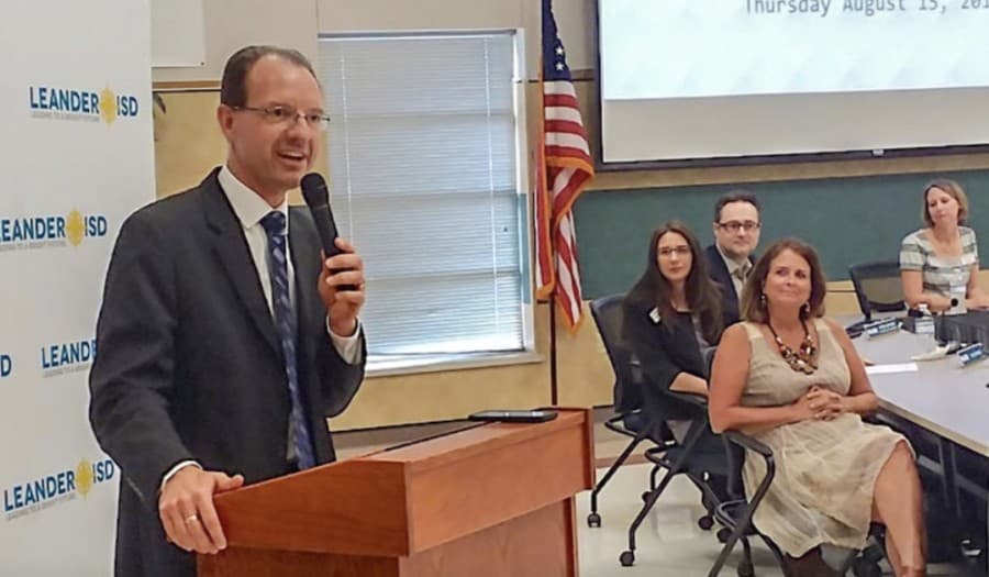 Despite governor allowing schools to reopen, Leander ISD plans remote learning for summer school in June