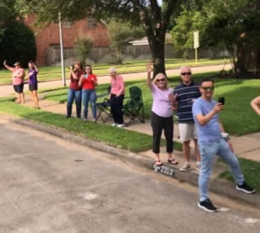 Community members waved and clapped to the parade of Cinco Ranch High School seniors who attended Fielder Elementary on May 21. (Courtesy Janie Dale)
