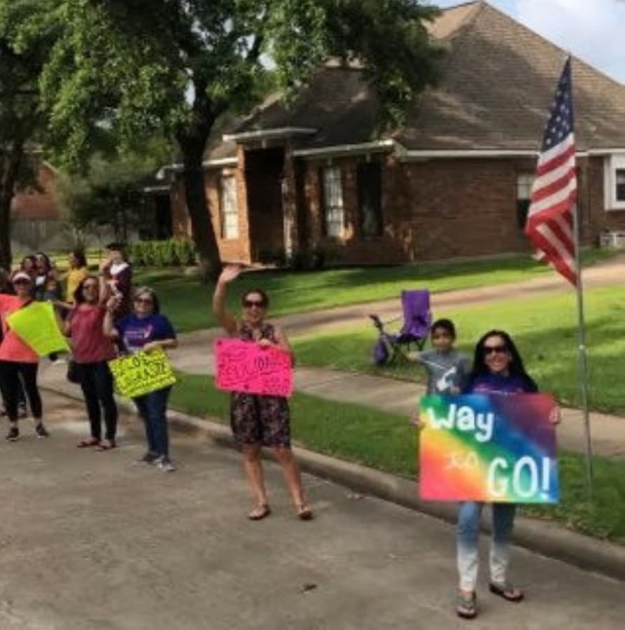 Community members waved and clapped to the parade of Cinco Ranch High School seniors who attended Fielder Elementary on May 21. (Courtesy Janie Dale)