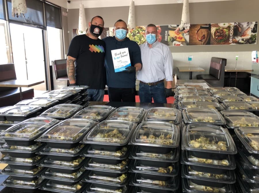 Luna Grill donates 450 meals to Methodist Richardson Medical Center, hundreds more across Dallas-Fort Worth