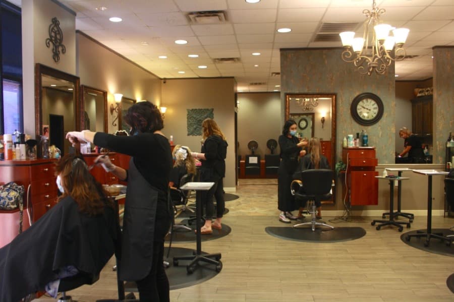 The Salons at Stone Gate implements social distancing measures. (Danica Smithwick/Community Impact Newspaper)