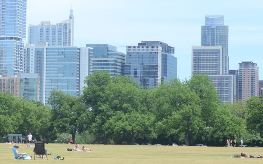 Travis County officials: 20 new coronavirus hospitalizations per day would strain local hospital capacity