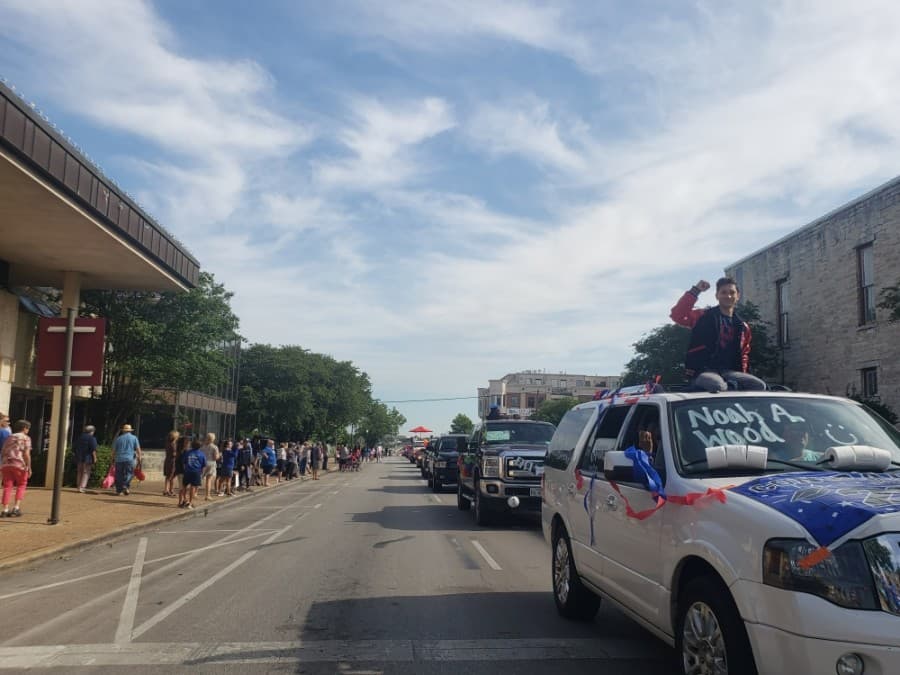 Georgetown ISD celebrated seniors with a parade May 29 after their final semester was cut short due to the coronavirus pandemic. (Ali Linan/Community Impact Newspaper)