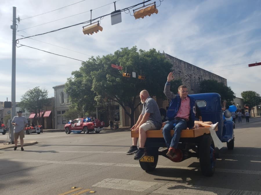 Georgetown ISD celebrated seniors with a parade May 29 after their final semester was cut short due to the coronavirus pandemic. (Ali Linan/Community Impact Newspaper)