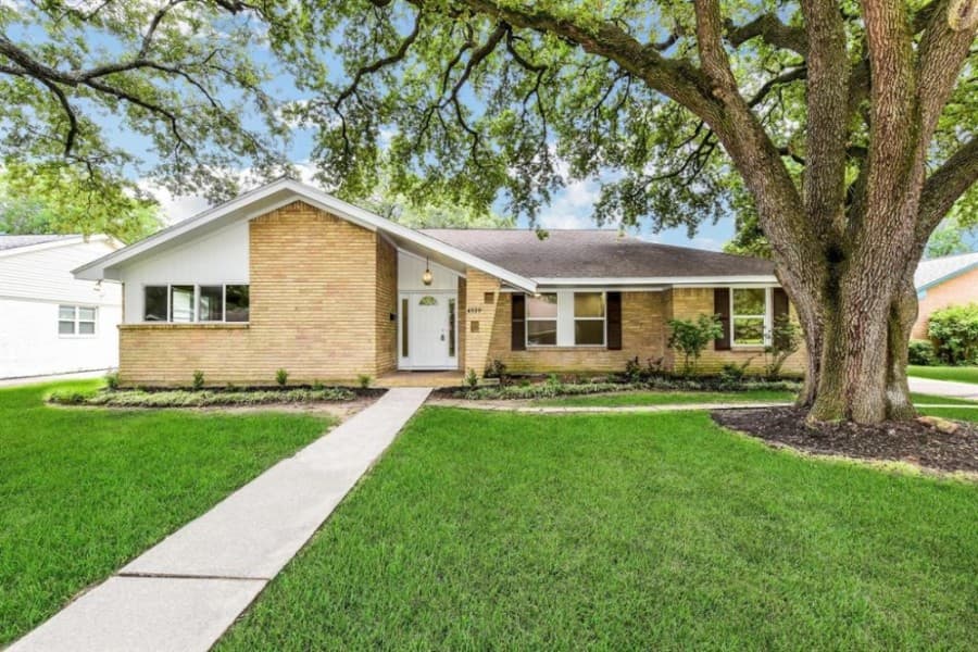 4939 Cheena Drive, Houston, has 3 bedrooms and 2 baths with 2,011 sq. ft. It sold for $250,001-$285,000 on May 1. (Courtesy Houston Association of Realtors)