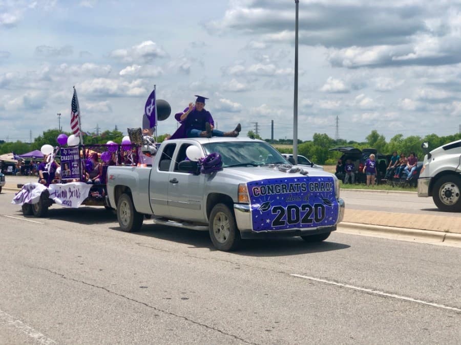 The parade had multiple floats, all with different themes. (Evelin Garcia/ Community Impact Newspaper)