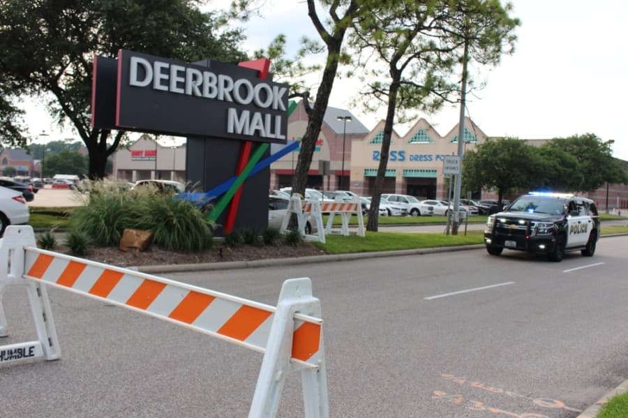 Humble Police Department positions officers at Deerbrook Mall, other businesses to deter looting