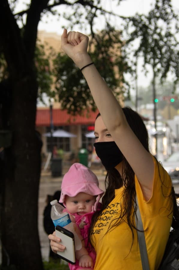 Protesters in downtown New Braunfels made their voices heard on the subject of George Floyd's death. (Warren Brown/Community Impact Newspaper)