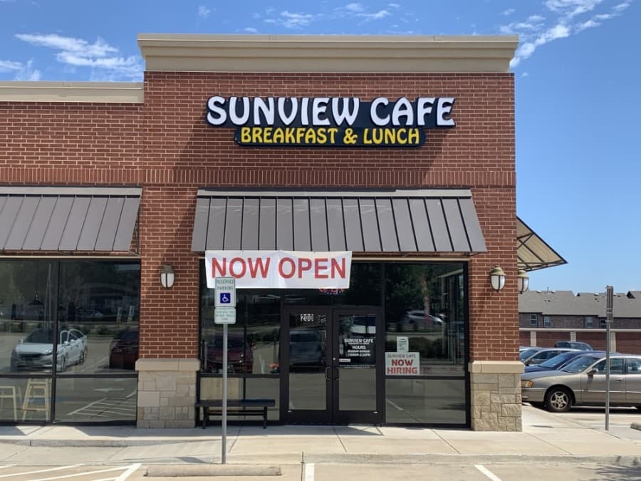 Sunview Cafe offers lunch and breakfast in Lewisville