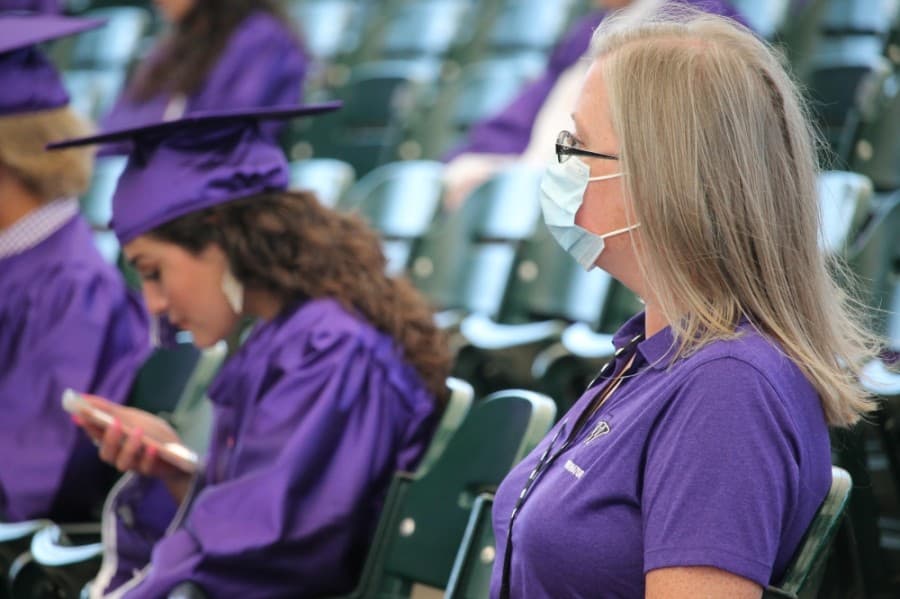 Though very few students wore face masks, many adults and teachers wore them. (Andy Li/Community Impact Newspaper)