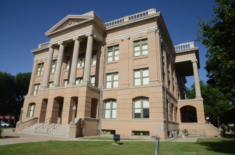 Commissioners: Williamson County will remain open despite increase in coronavirus cases