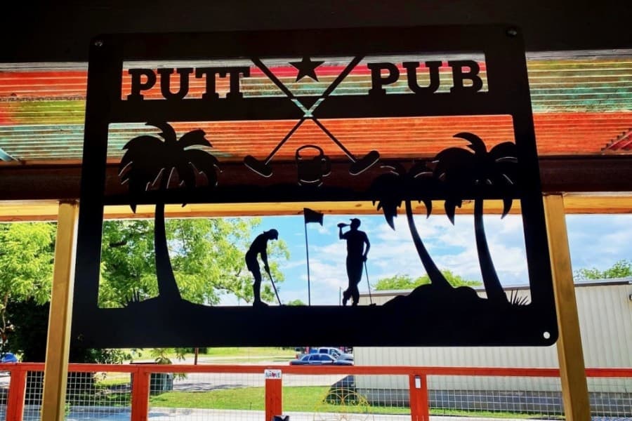 Miniature golf course Putt Pub coming soon on LBJ Drive in San Marcos