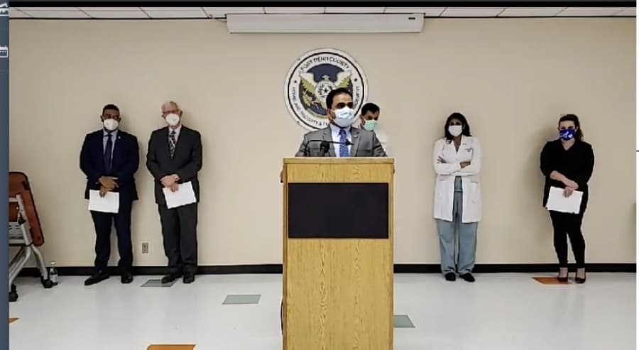 Fort Bend County mandates face masks inside businesses effective June 25