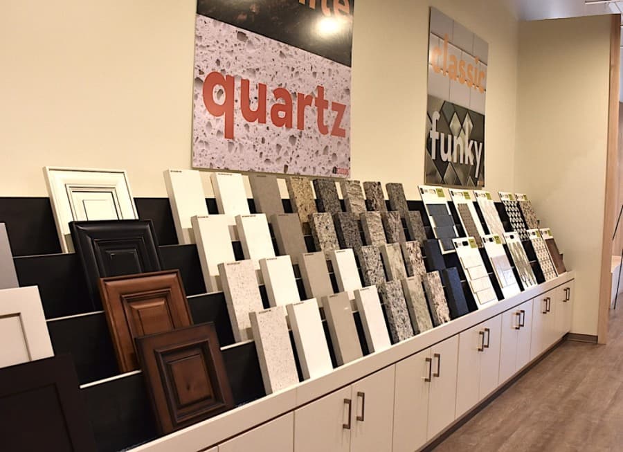 Clients work with consultants to choose countertops, cabinets and backsplashes for their kitchens and bathrooms. (Makenzie Plusnick/Community Impact Newspaper)