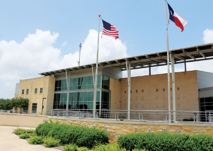 Cedar Park officer Chris Dailey resigns following complaint from mayor, council member over Greg Kelley investigation