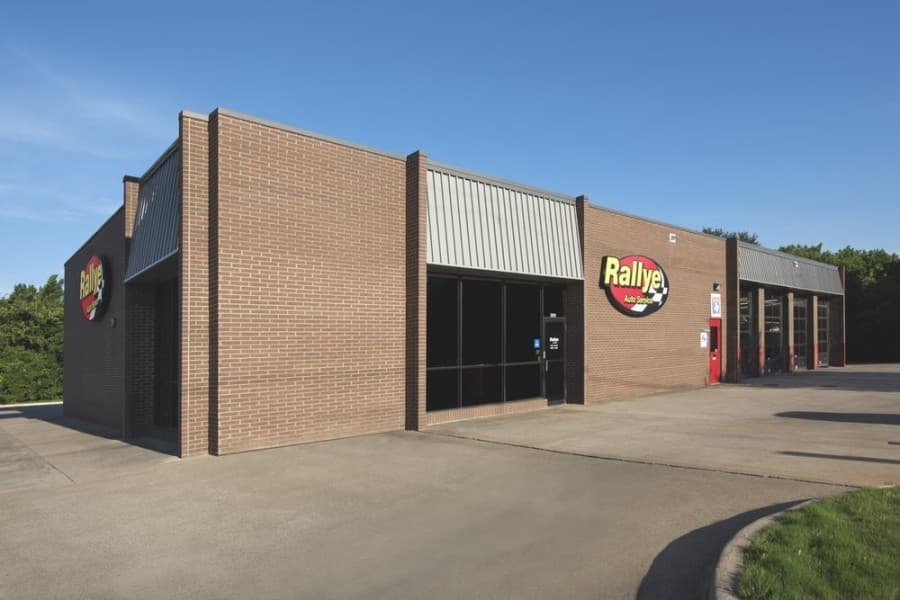 Rallye Auto Service shutters Richardson repair shop