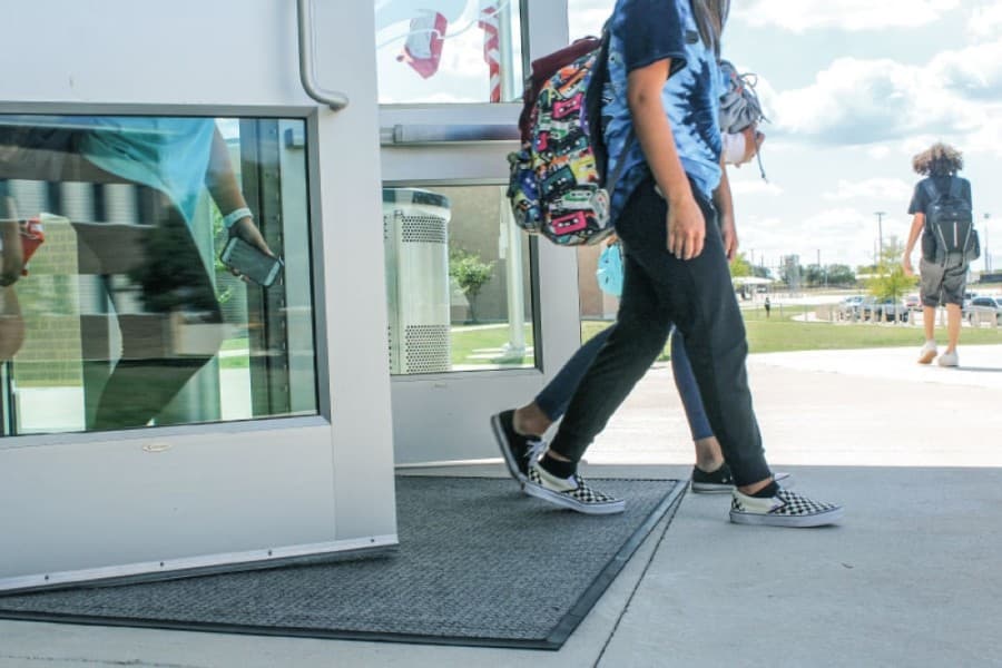 More than half of Leander ISD enrollment picks preferred instruction method