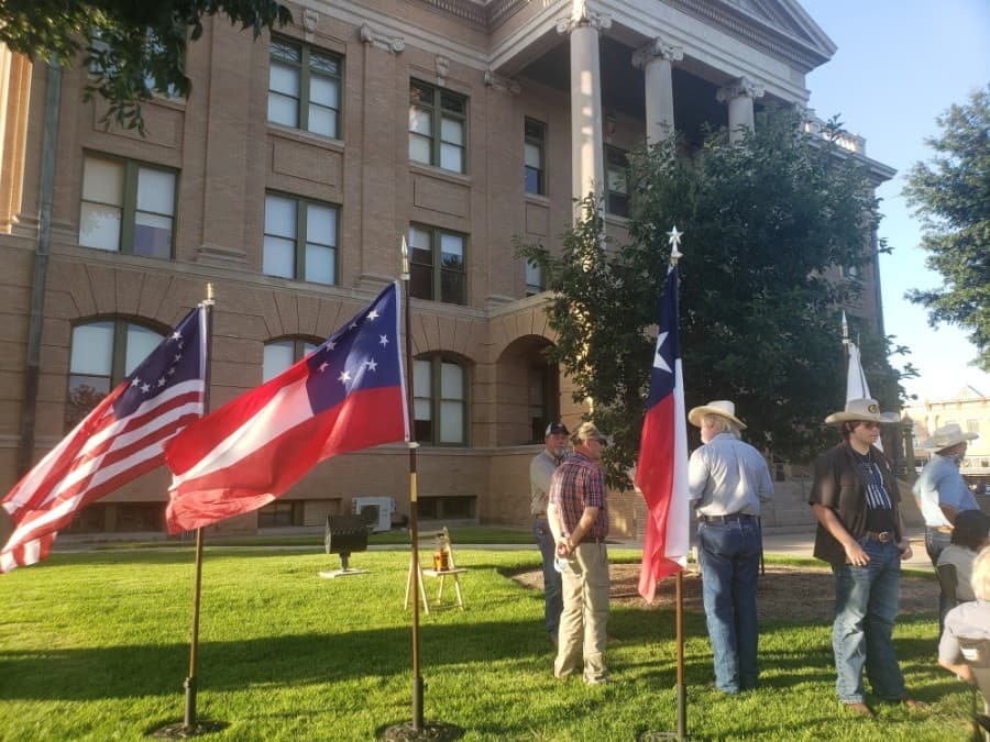 Sons of Confederate Veterans held a counter-protest July 14. (Ali Linan/Community Impact Newspaper)