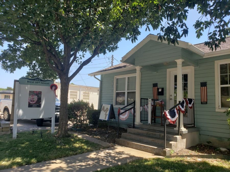 Two new art galleries to open in Georgetown