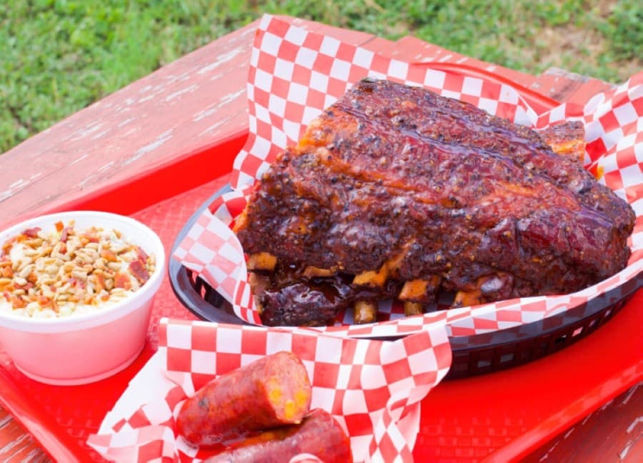 Coronado’s Sweet Heat BBQ: Brothers from Michigan make BBQ family-style