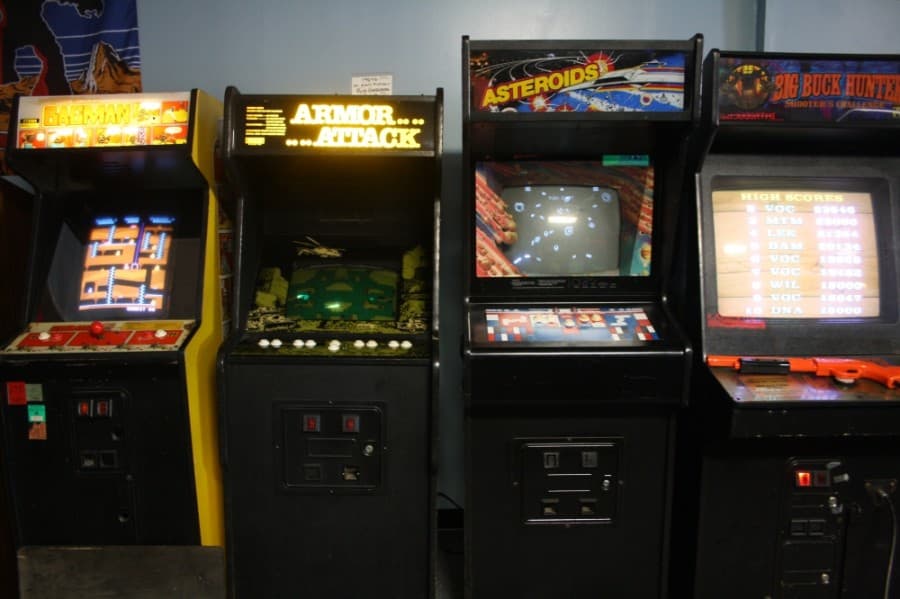 Mr. Pixel’s is home to dozens of classic arcade games. (Danica Lloyd/Community Impact Newspaper)