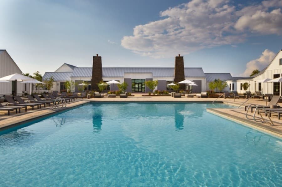 Lake Travis resort reopens, Hays County issues burn ban: News from Central Texas