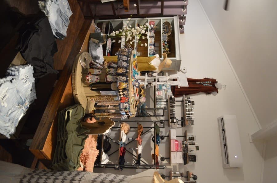 The boutique offers clothing, gifts and cannabidiol products. (Taylor Girtman/Community Impact Newspaper)