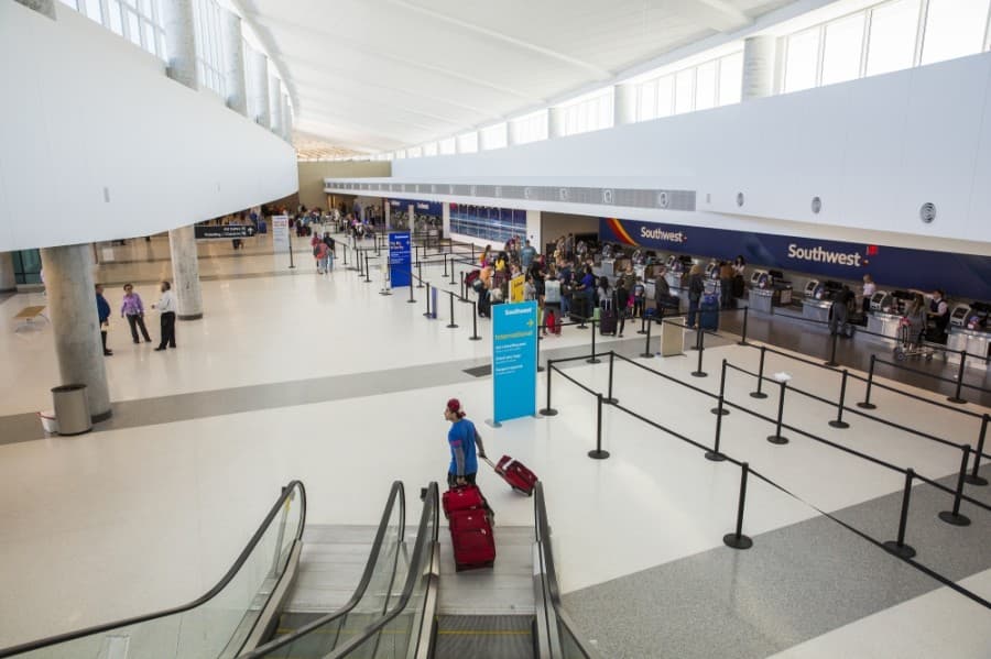 Uber and Lyft users in Houston to see higher fees for airport rides