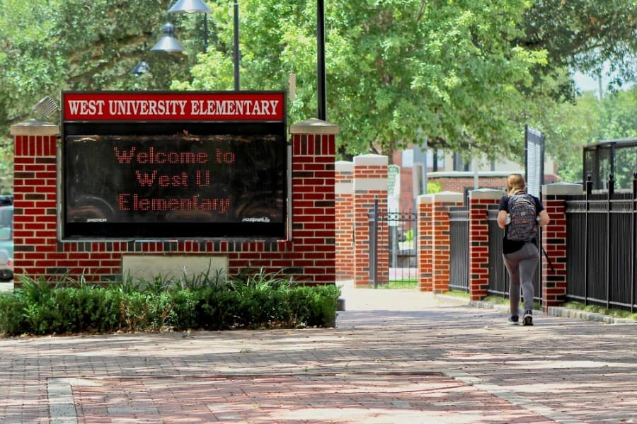 Group of parents will hold protest in West U to call for return to in-person learning in Houston ISD
