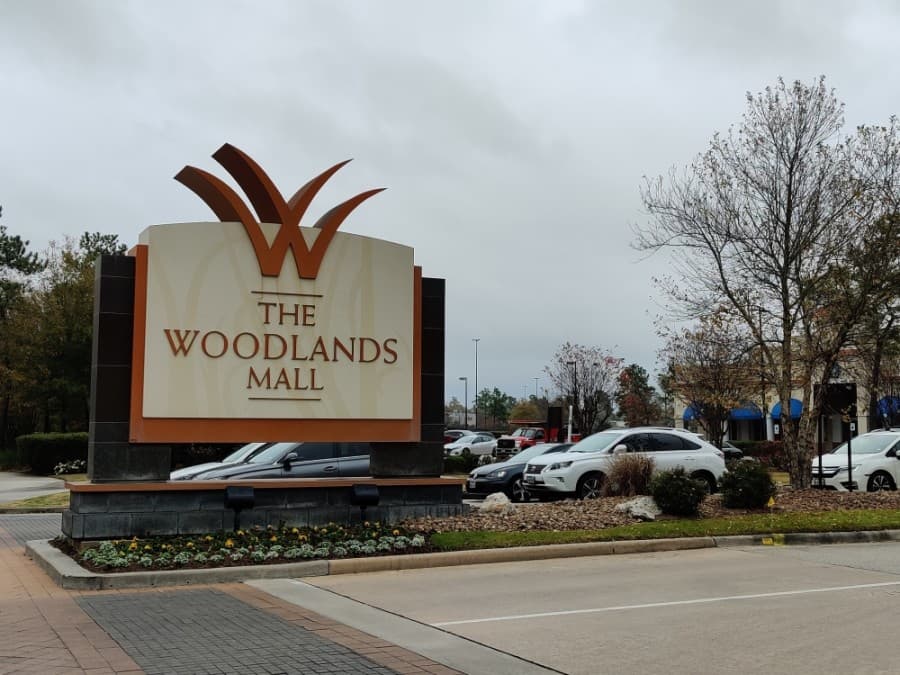 Brookfield Properties: Email regarding fines for The Woodlands Mall tenant closures during pandemic was sent in error
