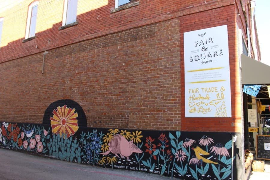 New 100-foot mural unveiled on downtown McKinney business Fair & Square Imports