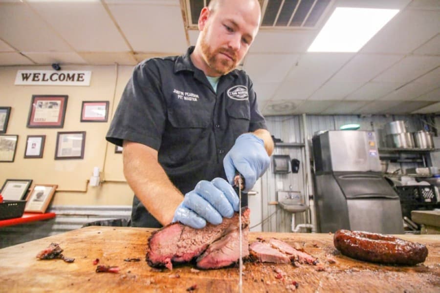 San Marcos pitmaster builds BBQ business on family traditions, adds 2nd location