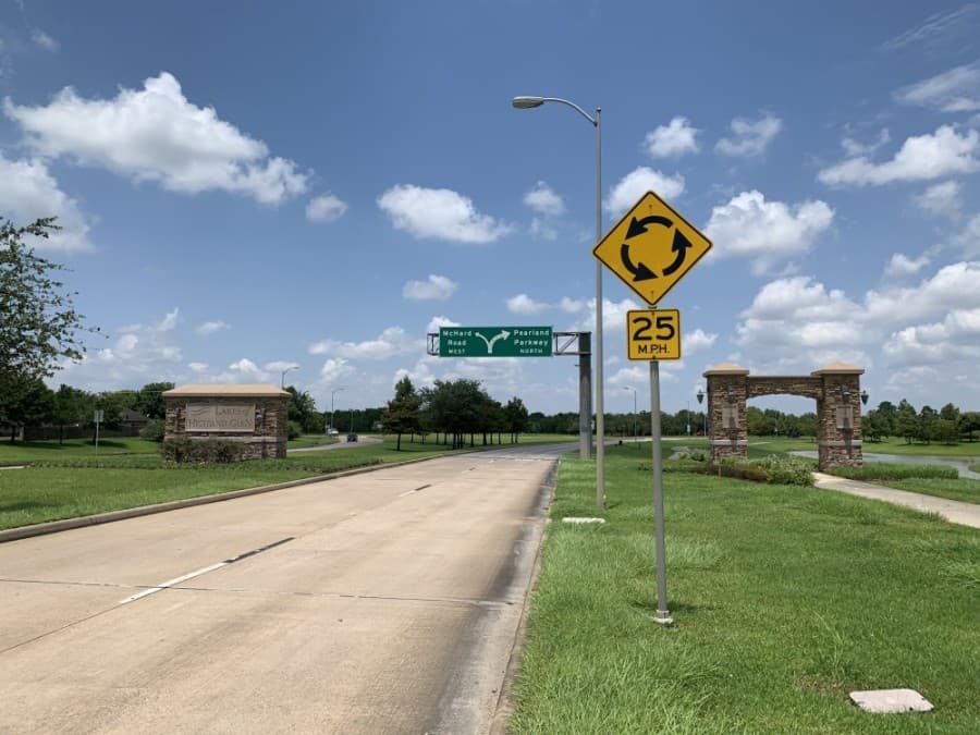 Pearland Parkway construction delayed, project to go to bid in October