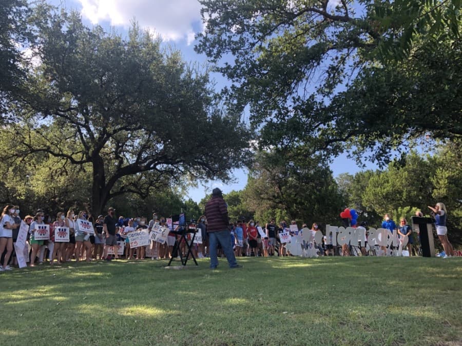 Eanes ISD community members rally to reopen schools