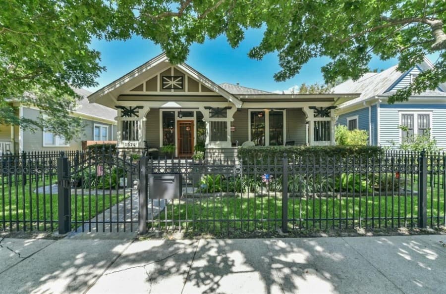 1524 Allston St.. Houston: This fully restored 1915 home also includes some modern upgrades, including a chef's kitchen. 3 bed, 2.5 bath / 2,352 sq. ft. Sold for $827,001-$947,000 on Aug. 28. (Courtesy Houston Association of Realtors)