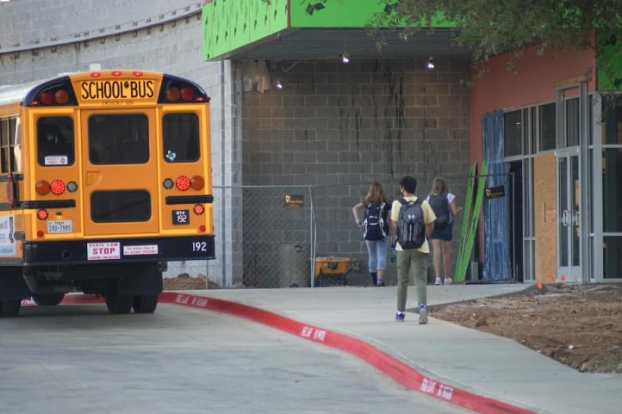 Thousands of returning students adjust to COVID-19 measures in Carroll, Grapevine-Colleyville ISDs