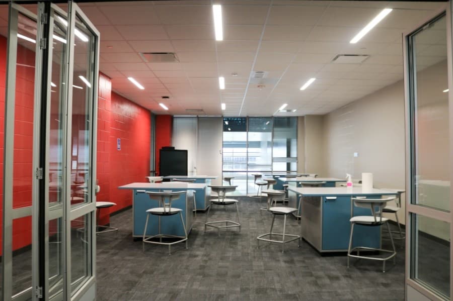 Rowe's makerspace features tools such as a 3D printer for students to utilize in projects. (Courtesy PBK Architects)