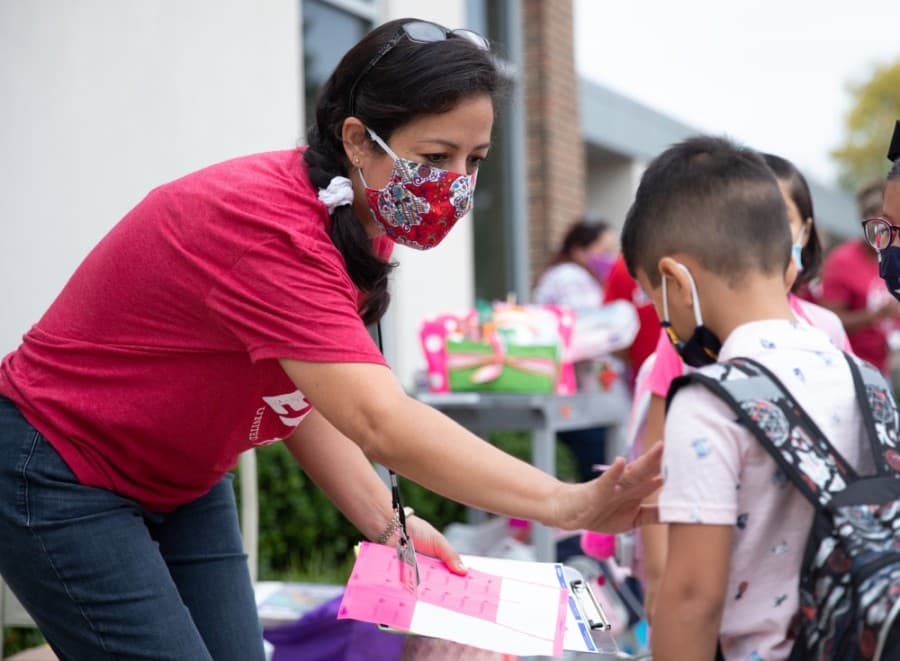 Gallery: Plano ISD students return to campuses after a seven-month hiatus