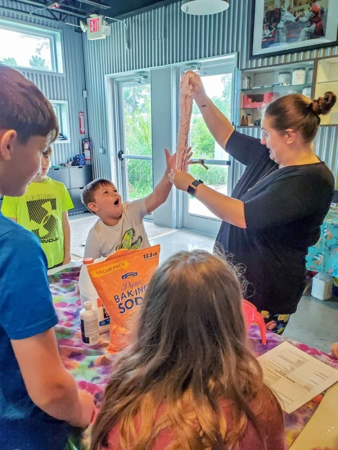 The Tailored Teacher in Spring, The Woodlands areas offers support for students during coronavirus pandemic