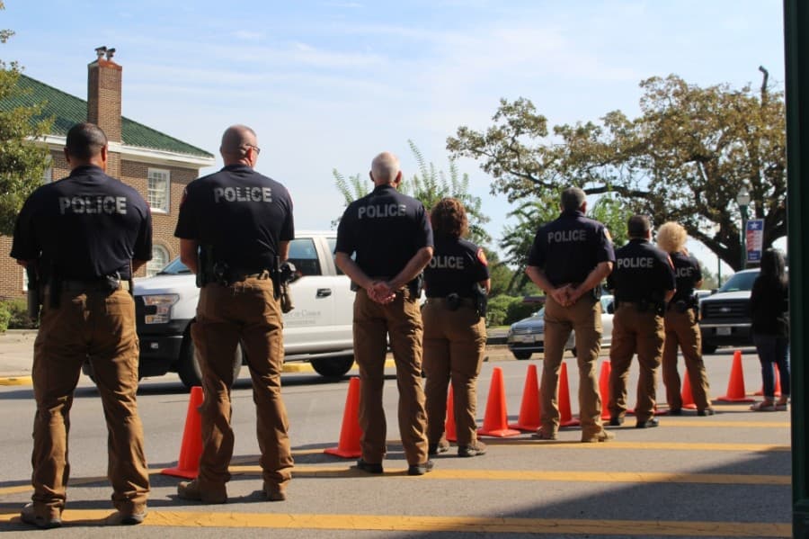 Community pays respect to Conroe Mayor Toby Powell in memorial procession Sept. 18