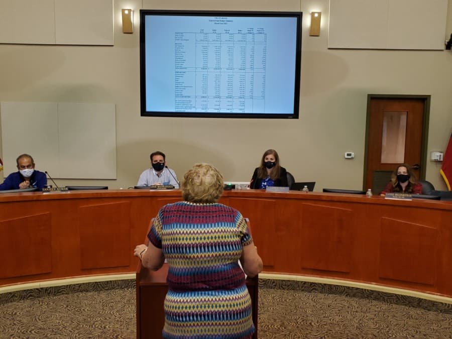 In first in-person meeting since March, Lakeway schedules budget, tax rate votes for Sept. 28