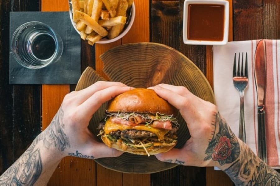 Grind Burger Bar to open in McKinney and more DFW news