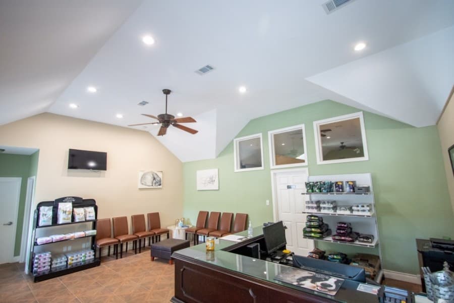 The Oaks Veterinary Clinic now open in Cypress
