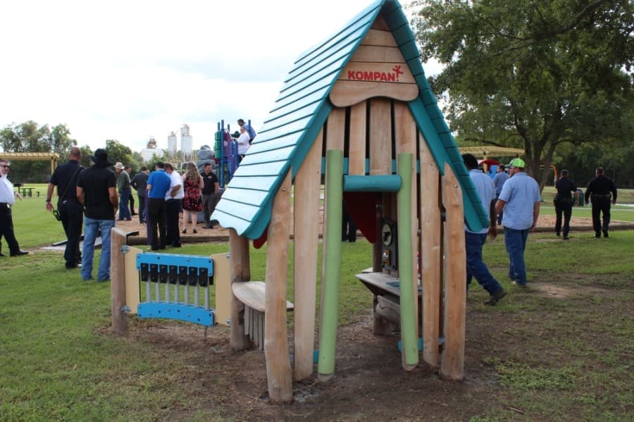 The park features a sensory cottage. (Anna Lotz/Community Impact Newspaper)