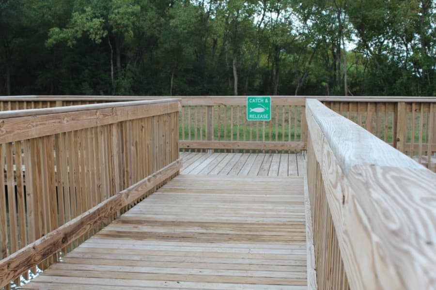 The park features a fishing pier and pond for catch-and-release fishing. (Anna Lotz/Community Impact Newspaper)