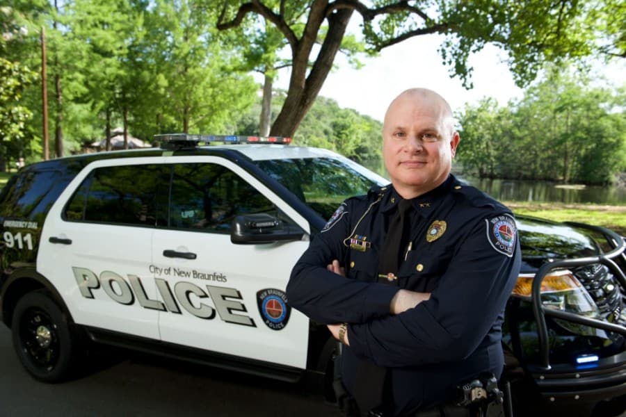 New Braunfels police chief announces retirement