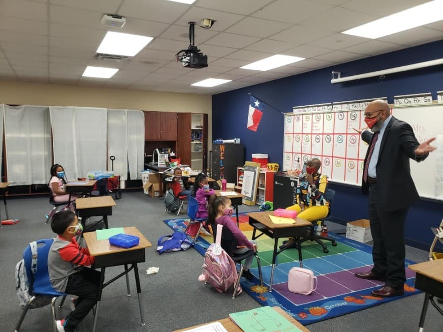 Getting back into the classroom: Fort Bend ISD’s youngest students return to school