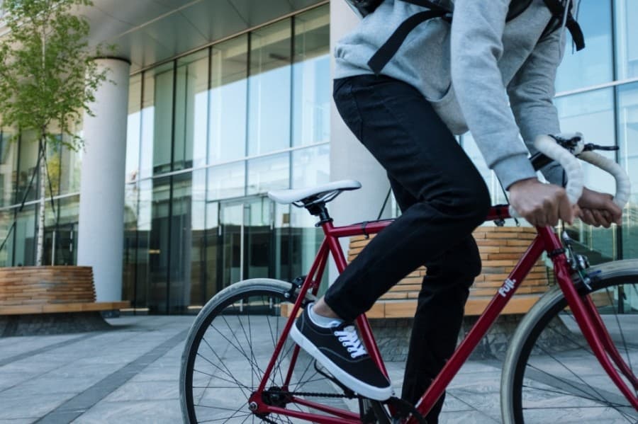 Potential $100 fine for parking in Houston’s bike lanes hits roadblocks