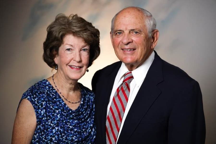 Katy ISD naming advisory committee recommends Junior High No. 17 be named after Bill and Cindy Haskett